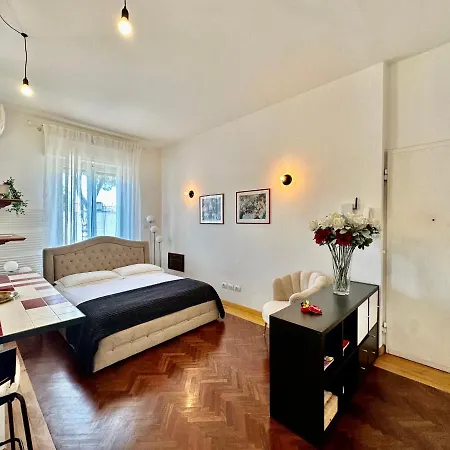 Chez Moi *